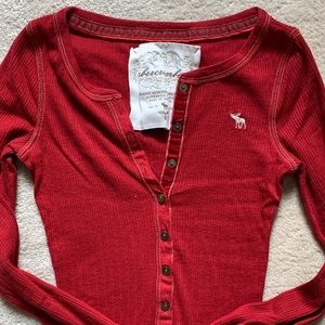 Red Abercrombie long sleeved henley
